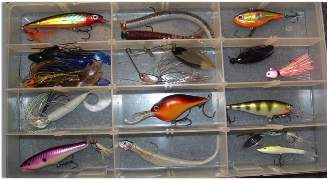 https://anglingbuzz.com/wp-content/uploads/2016/07/Lures-in-tackle-box.jpg