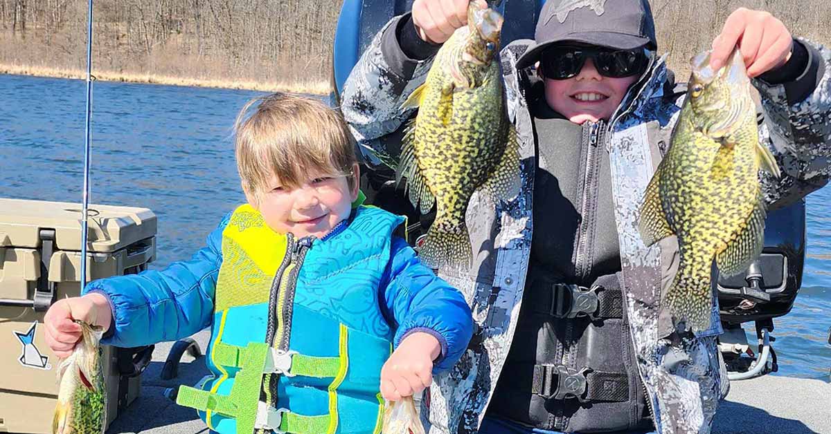 https://anglingbuzz.com/wp-content/uploads/2024/04/monson-spring-crappies-web.jpg